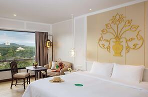 The Riverie by Katathani