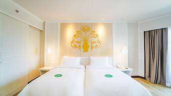 The Riverie by Katathani