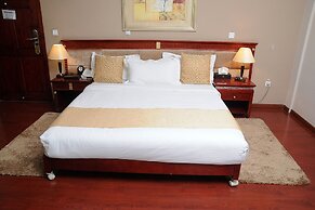 Zola International Hotel