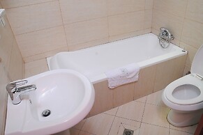 Zola International Hotel
