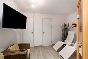 Emma Apartments