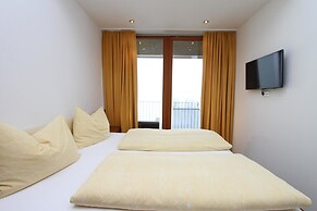 Emma Apartments