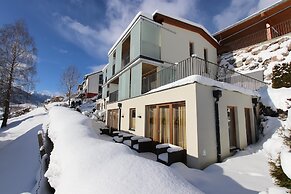 Emma Apartments