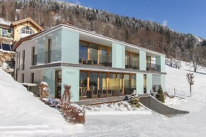 Emma Apartments