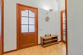 Ludwig Apartments on Nevsky 79