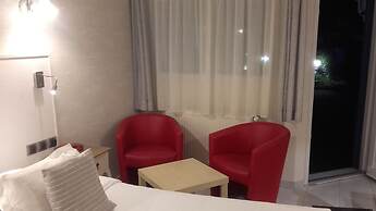 Contact Hôtel - Motel les Bleuets & SPA