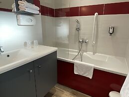 Contact Hôtel - Motel les Bleuets & SPA