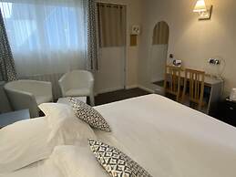 Contact Hôtel - Motel les Bleuets & SPA