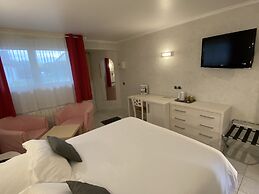 Contact Hôtel - Motel les Bleuets & SPA