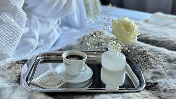 Golden Circle Suites