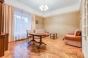 Ludwig Apartments on Nevskiy 107