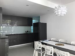 Vivid Garden Homestay