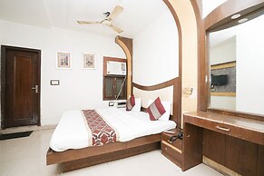 Hotel Sai Dham International