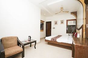 Hotel Sai Dham International