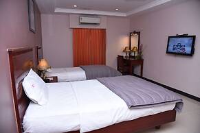 Hotel Subhalakshmi Palace