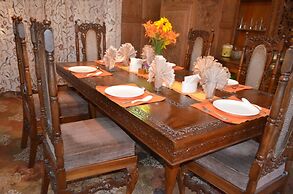 New Alexandra Houseboats