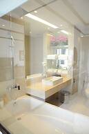 Westlake Hotel & Resort Vinh Phuc