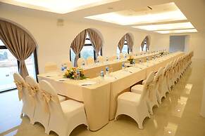 Westlake Hotel & Resort Vinh Phuc