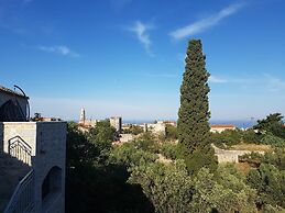 Trapela Areopolis Boutique Hotel