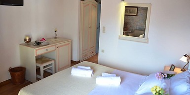 Trapela Areopolis Boutique Hotel