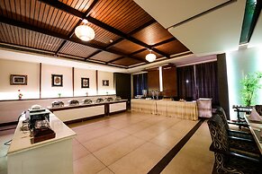 Hotel Majestic Grand