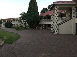 Kyalami Lodge