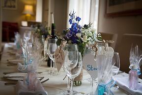 Peak Weavers Rooms & Restaurant