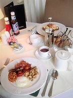 Peak Weavers Rooms & Restaurant