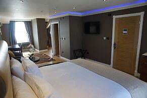 Halvard Hotel