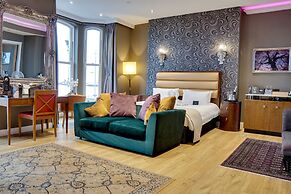 Halvard Hotel