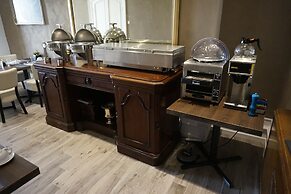 Halvard Hotel