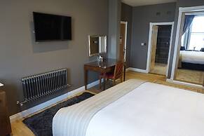 Halvard Hotel