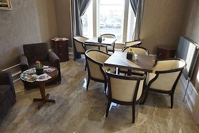 Halvard Hotel