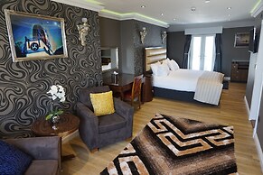 Halvard Hotel
