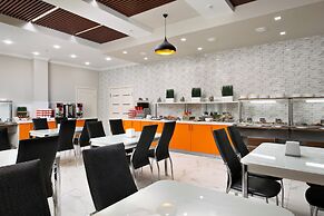 Undersun Vityazevo Hotel