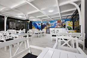 Undersun Vityazevo Hotel