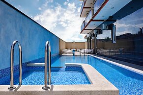 Undersun Vityazevo Hotel