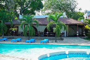 Maweni Beach Cottages