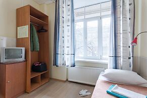 Metro-Tour Hostel