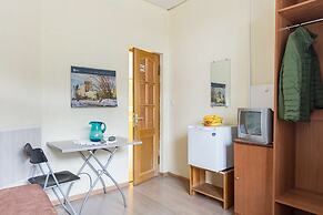 Metro-Tour Hostel