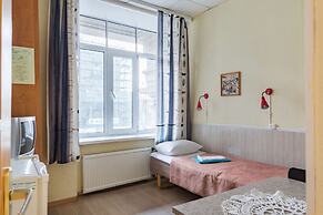 Metro-Tour Hostel