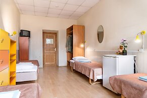 Metro-Tour Hostel