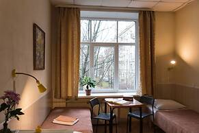 Metro-Tour Hostel