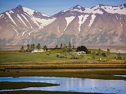 Höfði Cottages