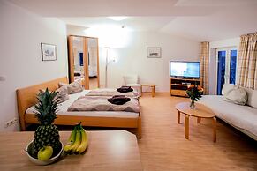 Ferienwohnungen Eicher Kirchenplatz