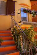 Bel Sorriso Varese - Dormire Felice Rooms & Apartments