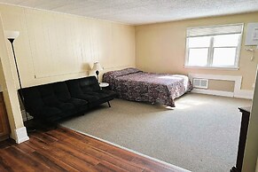 Love Hotels Timberline By OYO Lake Superior