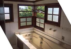 Pousada Halliny do Rosa