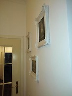 Garden of Rome Guesthouse