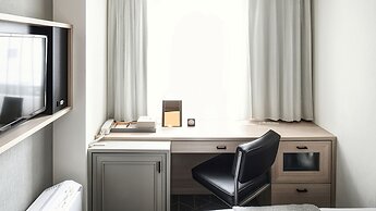 Vessel Inn Sakae Station